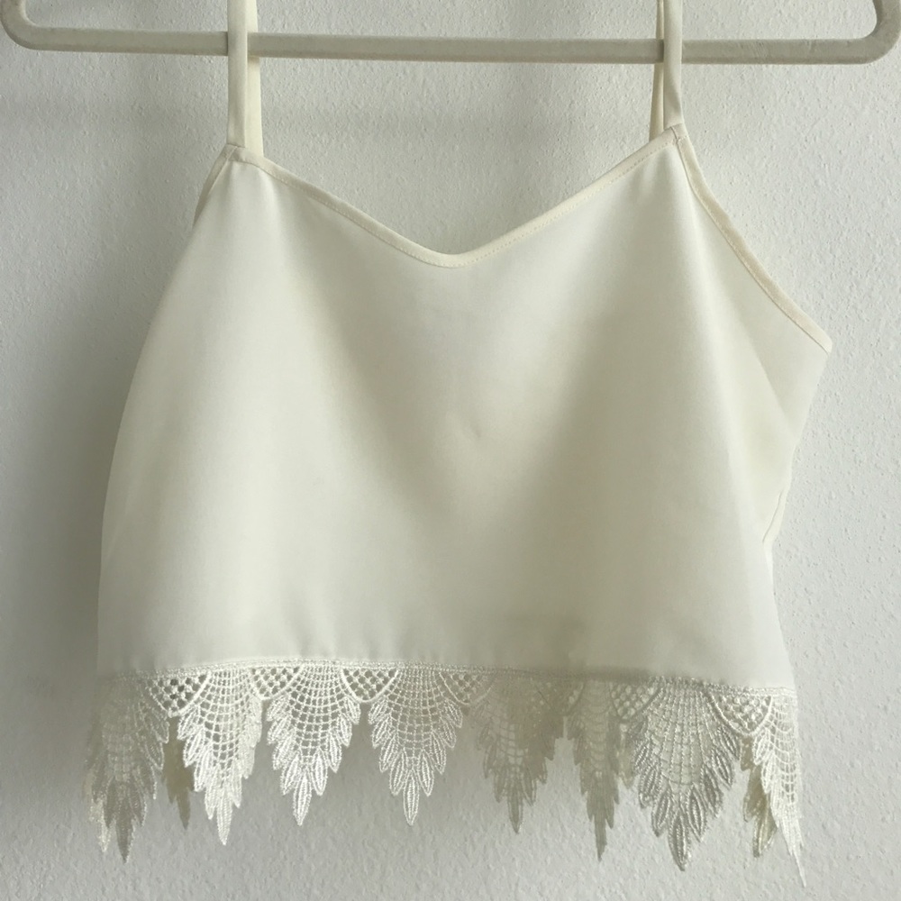 BCBGeneration Crop Top